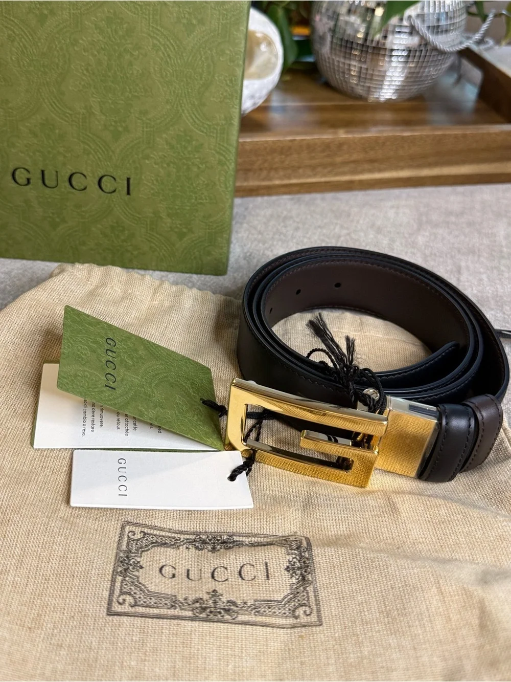 NWT Reversible Gucci Men's Black and Brown Leather Belt with Gold G Buckle